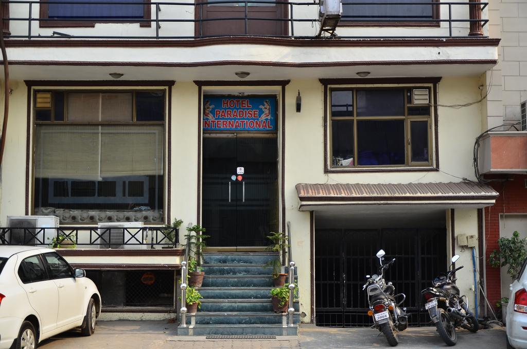Airport Hotel Paradise International New Delhi Exterior foto