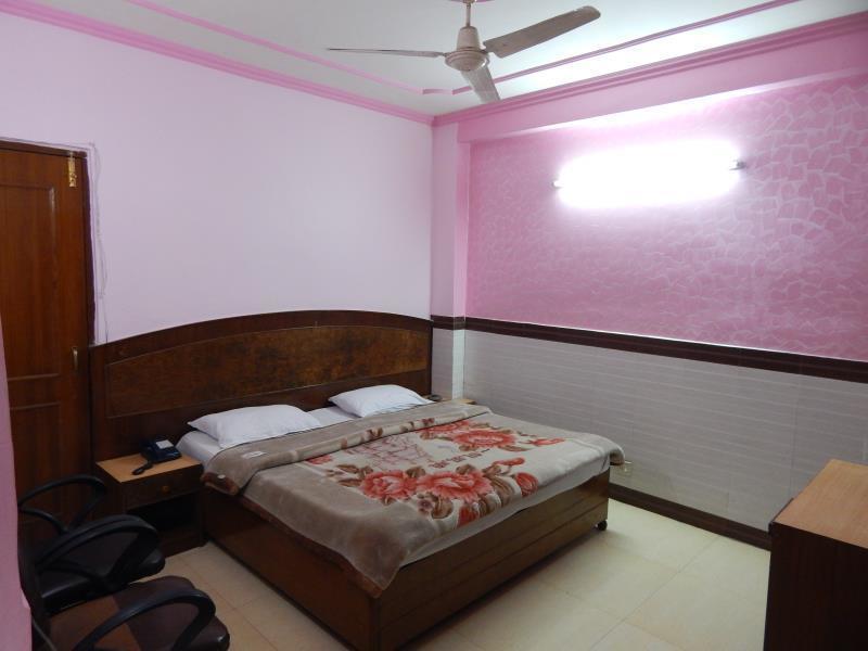 Airport Hotel Paradise International New Delhi Exterior foto