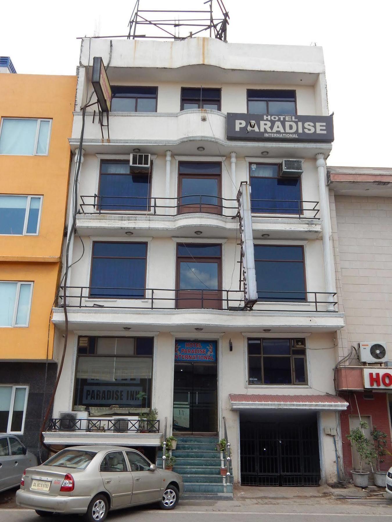 Airport Hotel Paradise International New Delhi Exterior foto