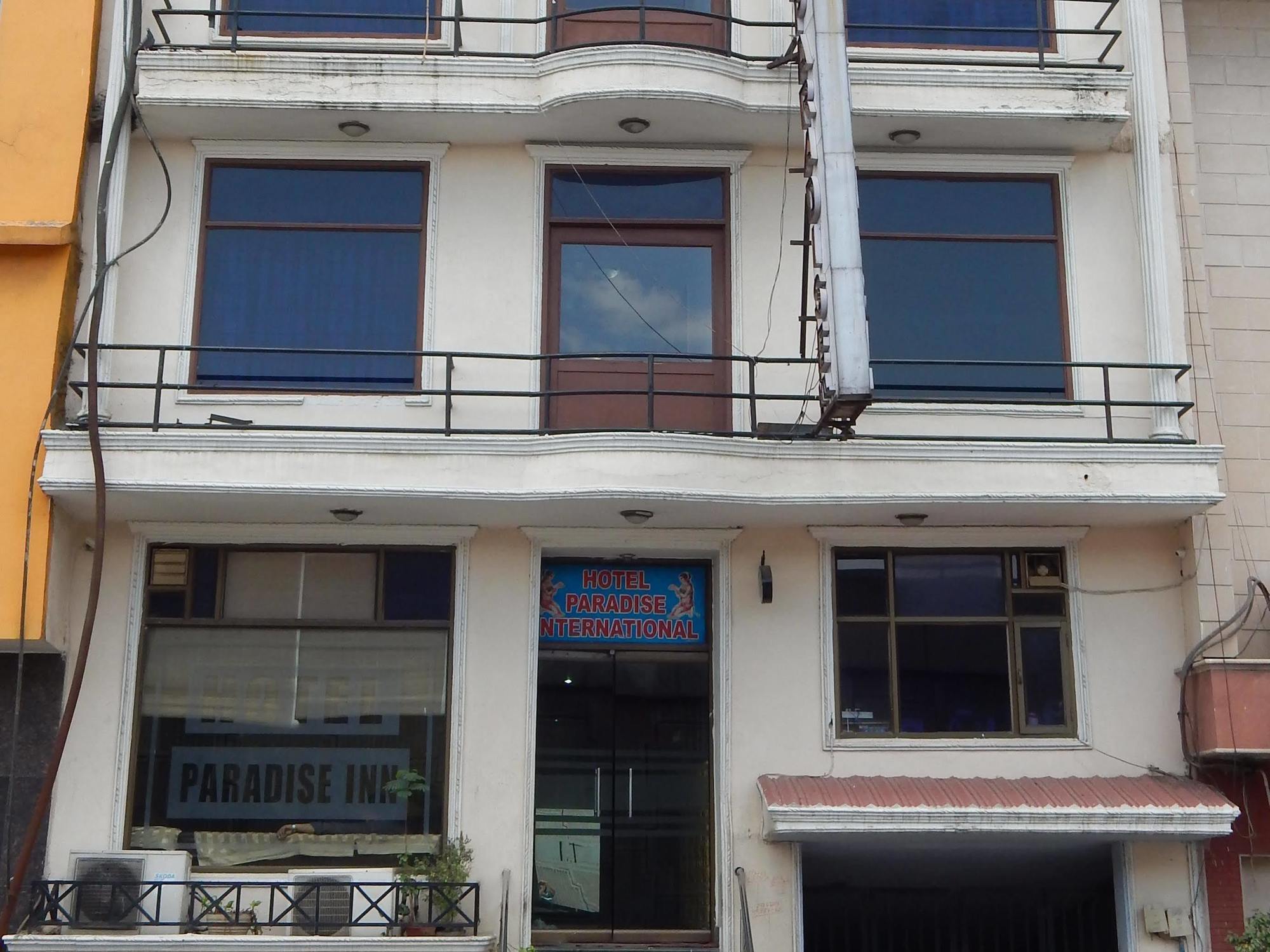 Airport Hotel Paradise International New Delhi Exterior foto